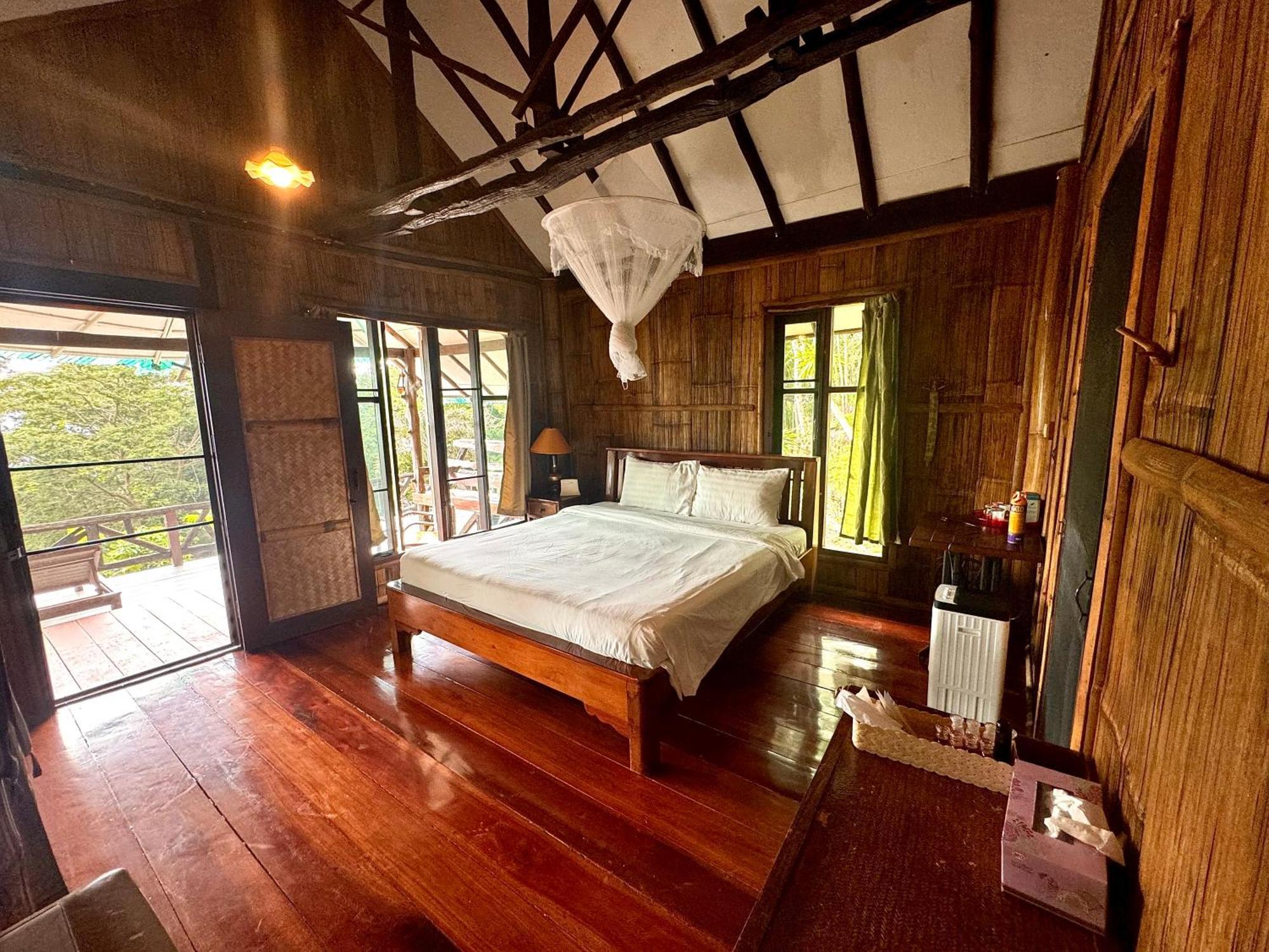 Drifters Anchor Hotel Ban Map Khangkhao Exterior photo